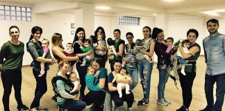 Nou în Galați: Cursuri de dans pentru mamă și bebelușii „purtați”