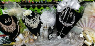 „Shiny” – Extraordinar de frumoase: gablonțuri și bijuterii din argint