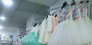 Prințesele se îmbracă de la Baby Bumbăcel