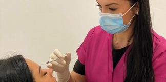 Tratarea ridurilor cu acid hialuronic şi botox, la Absolute Aestetics