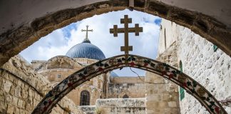 Slujbele Ortodoxe de Paşte din Ierusalim şi Nazaret vor putea fi urmărite online