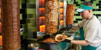 Nou în orașul tău – Proaspăt și gustos: Shaormeria Băneasa, acum și la Galați