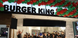 Meet the King – the Burger King! La Shopping City Galați